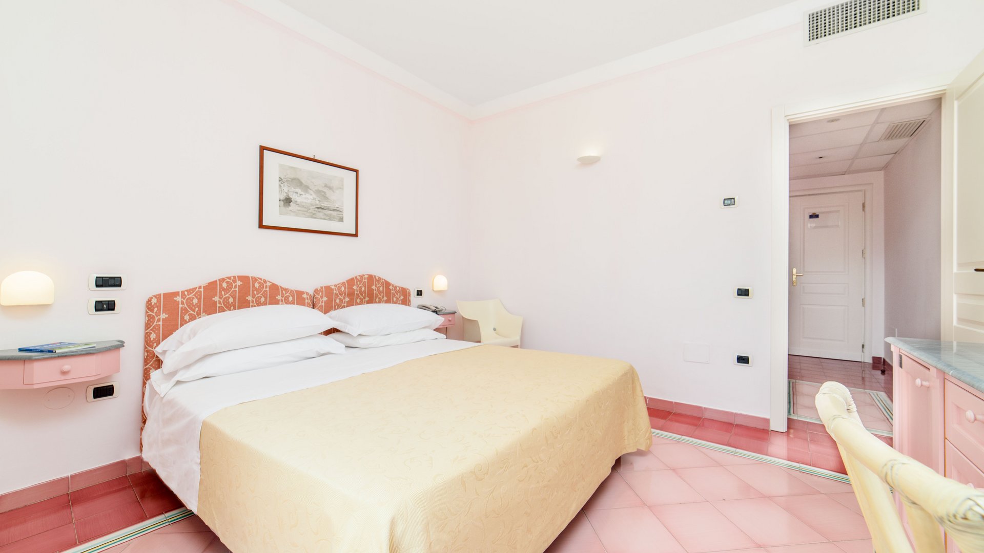 Un hotel affacciato sul Golfo di Palinuro